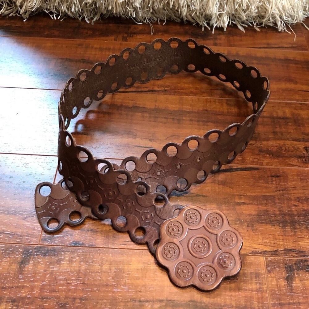 Vintage BoHo Hippie Festival CHIC Brown Disc Geniune Leather Hip Belt sz… - Picture 2 of 6
